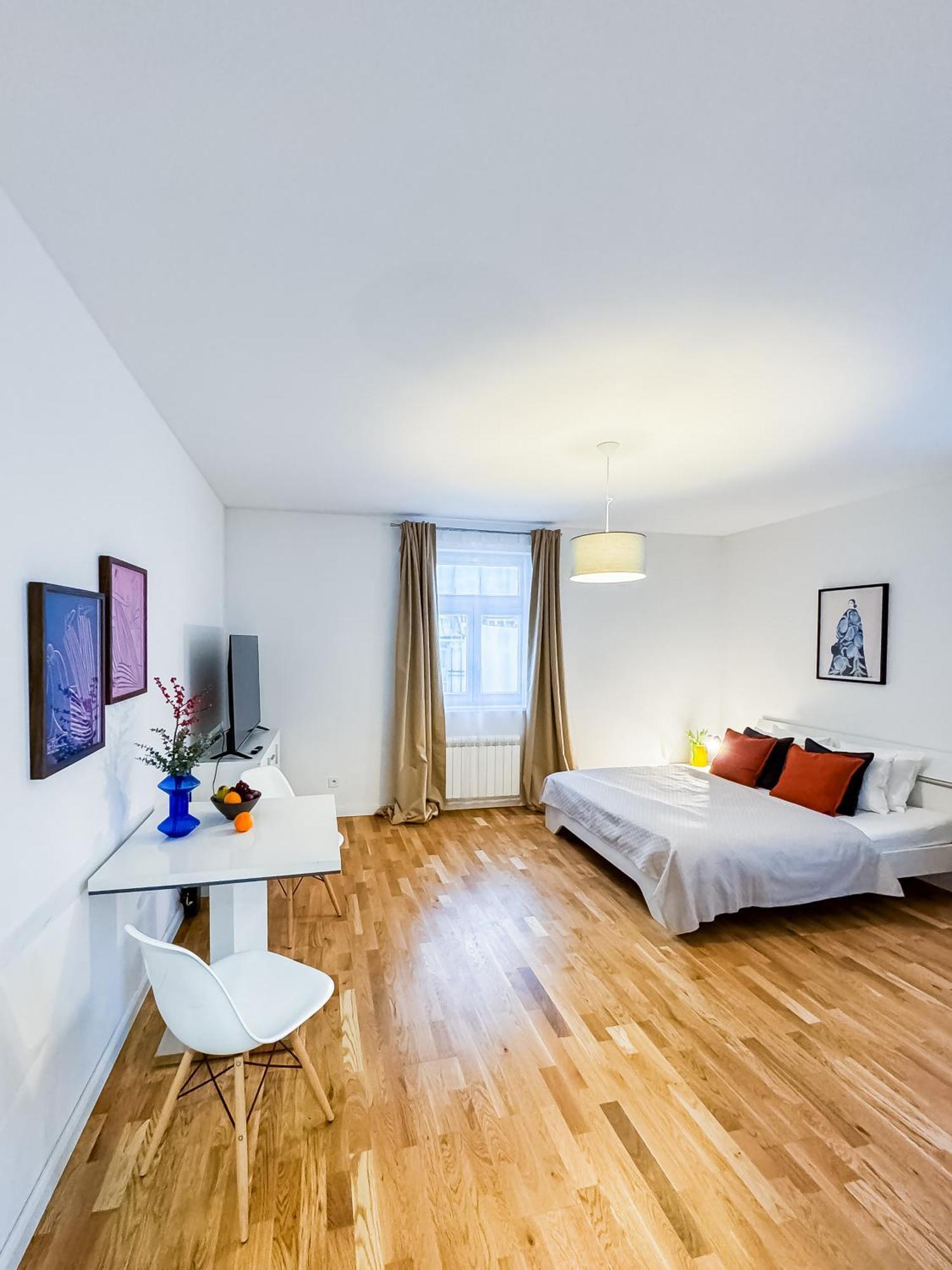 Turnkey I Wenceslas Square Apartments Прага Номер фото